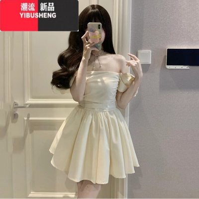 YIBUSHENG纯欲两穿法式泡泡袖连衣裙收腰一字露肩蓬蓬短裙小个子度假裙礼裙