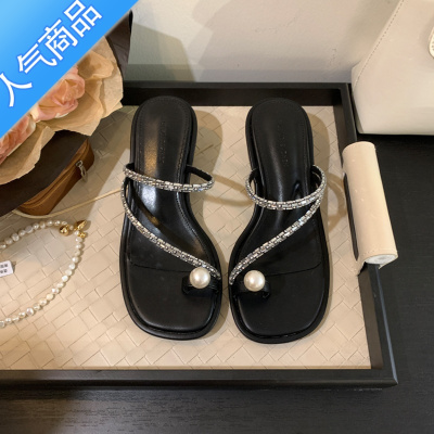 SUNTEK法式晚风粗跟凉鞋女款夏季2023新款百搭套趾珍珠水钻配裙子的拖鞋