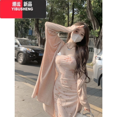 YIBUSHENG复古温柔碎花吊带连衣裙女季新款裙子收腰包臀裙紧身小众中长裙