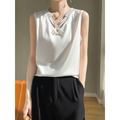 新中式V领吊带背心女春夏新款缎面外穿上衣气质西装内搭打底