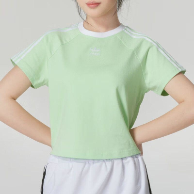 adidas/阿迪达斯女装 新款运动服透气休闲圆领短款T恤JC8705 C