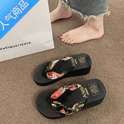 SUNTEK沙滩拖鞋女夏时尚外穿厚底高跟凉拖女海边防滑坡跟人字拖女可湿水