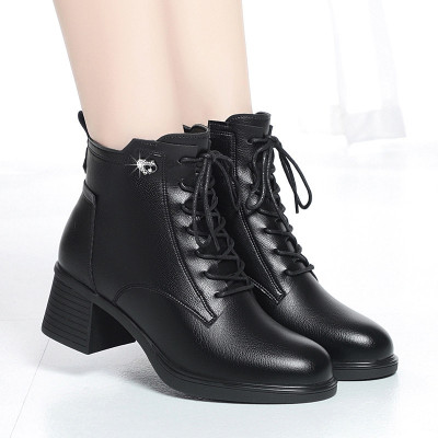 短靴女冬新款马丁靴女粗跟舒适软底加绒妈妈棉鞋中老年女靴子