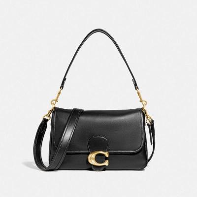 COACH蔻驰单肩包女多功能大容量便携耐用黑色光滑表面金属扣饰