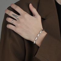 手链男生新款潮牌百搭高级感设计感男女小众银色菱形钛钢饰品男士送女朋友老婆情人节七夕生日礼物