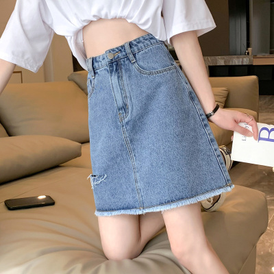 [2.5折价49元]唐狮半身裙女春新款显瘦百搭破洞毛边牛仔短裙小个子a字裙