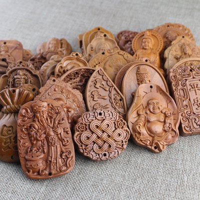厂家直销桃木挂件饰品DIY吊坠配件木质工艺品雕刻佛牌观音无事牌送女朋友老婆情人节七夕生日礼物