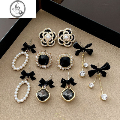 JiMi黑色赫本复古耳环女秋高级感蝴蝶结耳钉2023年新款潮甜酷气质耳饰