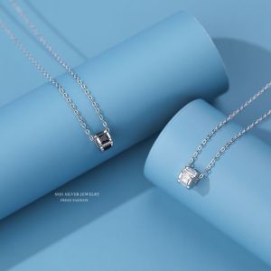 小蛮腰项链女纯银镶钻小众设计轻奢感锁骨链简约黑白锆石吊坠批发送女朋友老婆情人节七夕生日礼物