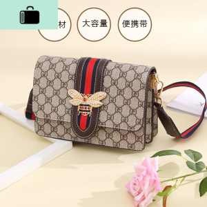 2020新款百搭超火单肩斜挎包夏款手提斜跨两用女包简单时尚高级感NEW LAKE女斜挎包