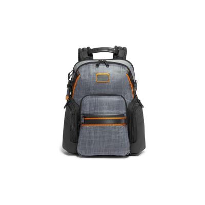 TUMI户外背包 Navigation Backpack 主隔层有拉链入口多功能