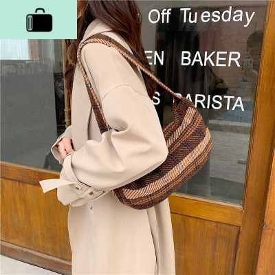 春夏新款复古格纹单肩包女腋下包法棍包手提帆布毛呢小包百搭布袋NEW LAKE 焦糖色女士单肩包