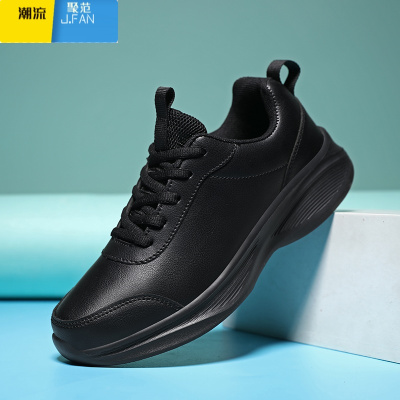 聚范皮面防水跑步运动鞋情侣潮流百搭休闲男鞋轻便软底黑色鞋子男