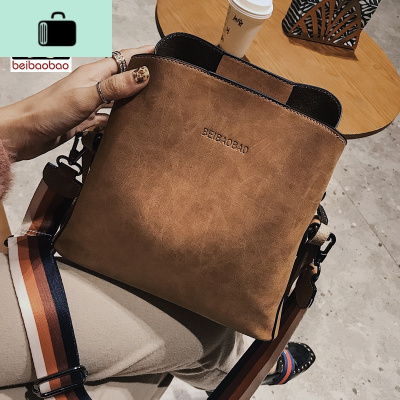 大包包2020新款潮女包宽带水桶包单肩斜挎包大容量网红百搭NEW LAKE女斜挎包