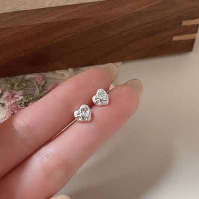 S92纯银迷你小爱心耳钉基础百搭ins爱心耳环冷淡风简约耳饰品批发送女朋友老婆情人节七夕生日礼物
