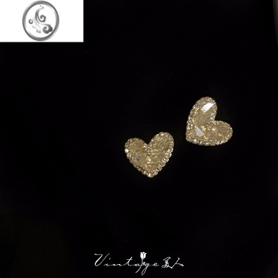 JiMi「香槟松露」法式温柔小众闪耀百搭精致香槟水晶爱心耳钉/耳夹女