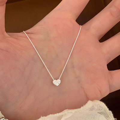迷你锆石爱心项链女款2025新款日常小巧精致锁骨链甜美颈链潮送女朋友老婆情人节七夕生日礼物