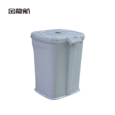 金龙航 脚踏式垃圾桶(颜色随机)