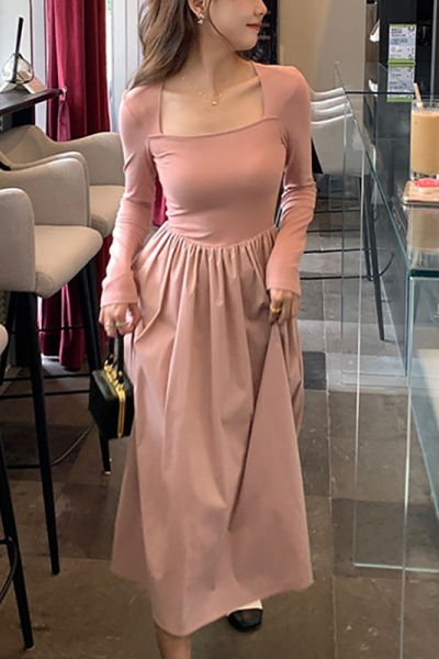 茶歇法式性感粉色连衣裙女春秋修身内搭甜辣妹别致a字裙子新款潮