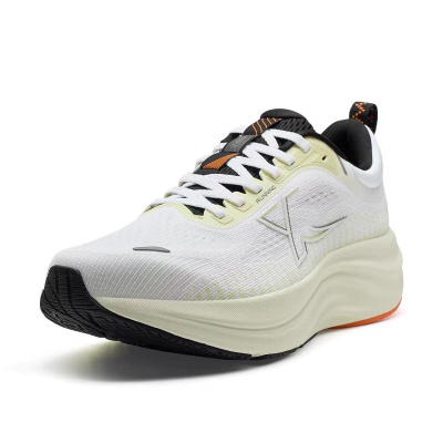 特步跑鞋975219110049