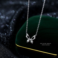 s999足银镂空蝴蝶项链女轻奢冷淡风设计小众高级感吊坠锁骨链批发送女朋友老婆情人节七夕生日礼物