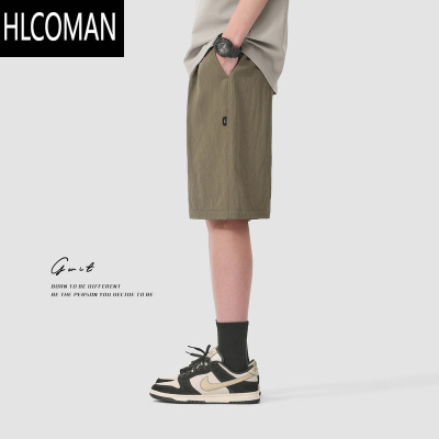 HLCOMAN 夏季轻薄垂感冰丝透气凉感松弛中裤工装五分薄款休闲短裤男