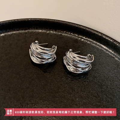 绕线C形耳环小众设计感高级耳饰女轻奢耳圈港风耳钉2023年新款潮送女朋友老婆情人节七夕生日礼物