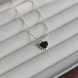 925纯银爱心黑玛瑙项链女简约ins冷淡风少女感锁骨链蛇骨链送礼送女朋友老婆情人节七夕生日礼物 套链一条