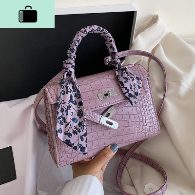 今年流行的包包女2020网红新款潮韩版单肩百搭斜挎ins时尚凯莉包NEW LAKE女斜挎包