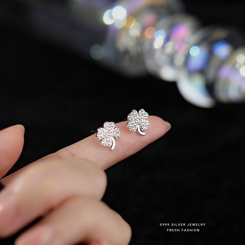 S999足银满钻四叶草耳钉女小清新小众轻奢轻奢设计感网红耳环代发送女朋友老婆情人节七夕生日礼物