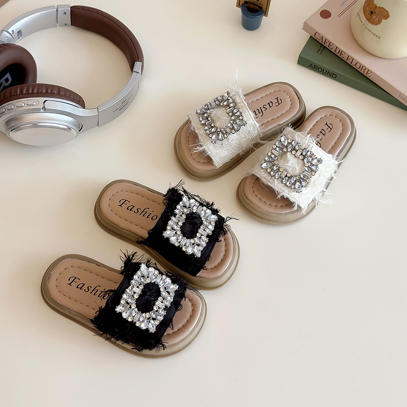 儿童拖鞋2026年夏季新款时装凉鞋时尚水钻女童凉拖潮女宝宝拖鞋