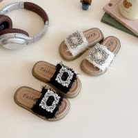 儿童拖鞋2026年夏季新款时装凉鞋时尚水钻女童凉拖潮女宝宝拖鞋