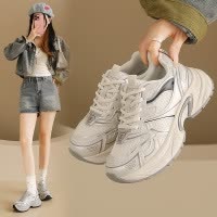 2026小白鞋女春秋新款韩版ins女学生休闲运动百搭老爹鞋街拍