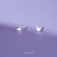 蝴蝶耳钉女s999纯银森系小清新养耳洞小巧精准足银简约耳饰批发送女朋友老婆情人节七夕生日礼物