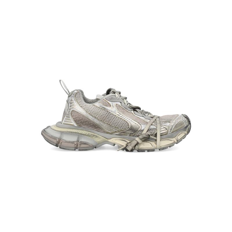 巴黎世家(Balenciaga)女款加宽跑步鞋金属徽标拼接缓震厚底圆头系