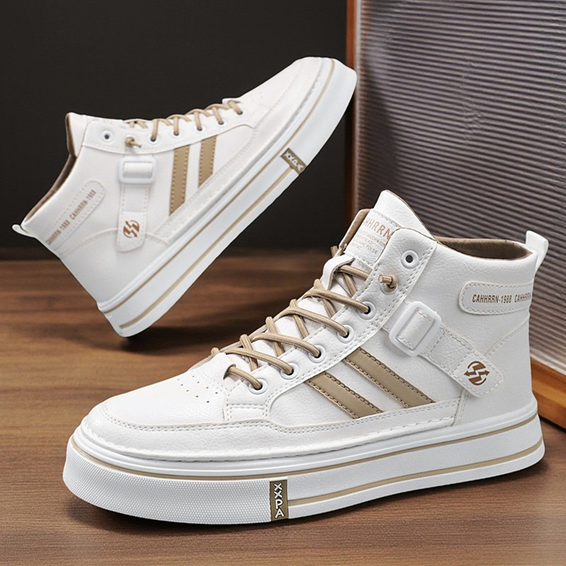 高帮板鞋冬季新款潮鞋大码百搭小众运动皮面小白鞋防滑休闲鞋男