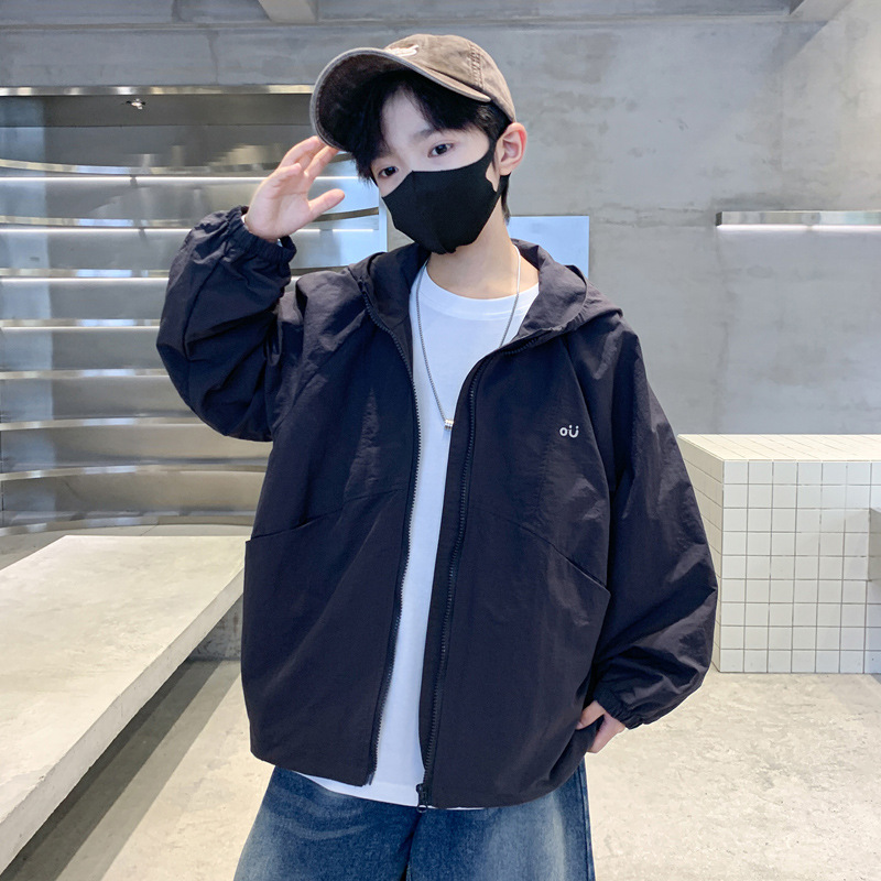 男童外套春秋款2026新款中大童春装男孩炸街痞帅风衣儿童冲锋衣潮