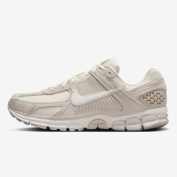 NIKE耐克跑步鞋ZOOM VOMERO 5低帮男鞋运动鞋HF1553-100 D