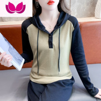 七斓设计感连帽打底衫女士春装新款修身显瘦别致小众拼色长袖t恤上衣