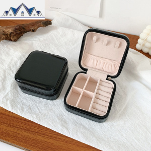 项链戒指首饰盒耳钉耳环女时尚便携式简约收纳盒迷你旅行首饰品包 三维工匠