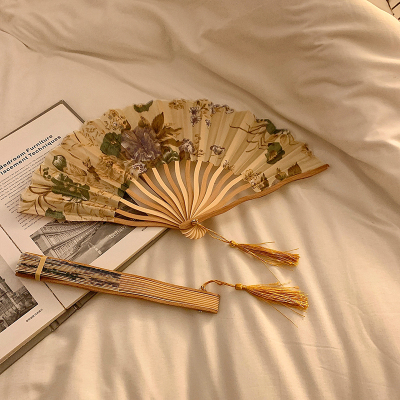 [补贴10%]中国风折叠小扇子随身携带古风汉服马面裙舞蹈新中式夏天黑色竹扇 水墨画金色