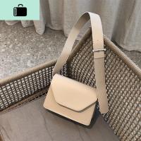 韩国秋冬新款宽带纯色PU休闲宽肩带单肩小方包ins潮百搭斜挎女包NEW LAKE女斜挎包