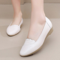 中年妈妈鞋平底女鞋真皮软底皮鞋25春秋新款韩版百搭休闲四季单鞋