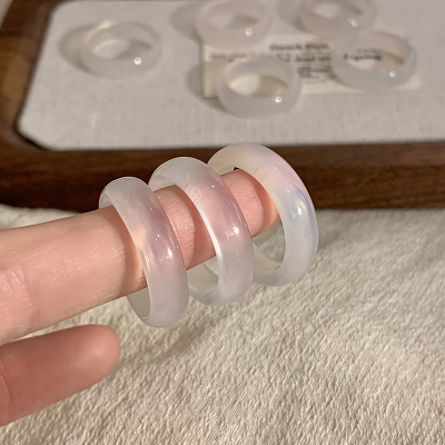 天然玉髓闭口戒指女轻奢高级感玛瑙食指戒新中式气质指环配饰送女朋友老婆情人节七夕生日礼物