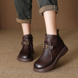 头层牛皮马丁靴女秋冬新款复古英伦风短靴皮带扣真皮软底女靴