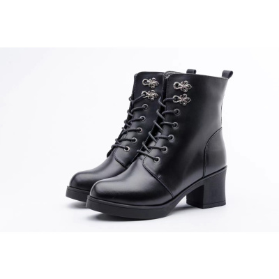 TM18609女士头牛皮层防寒鞋 劳保鞋源头工厂可来样定制35-40码双