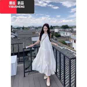 YIBUSHENG大摆度假风刺绣挂脖连衣裙女季2024新款宽松显瘦露肩海边长裙子