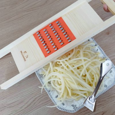 土豆丝檫子家用器擦丝插丝板厨房搜子切丝插菜擦菜器 敬平 龙江4毫米粗丝款[赠削皮器]