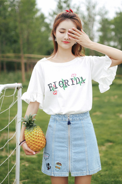 刺绣衣服女夏季新款韩版短袖T恤女士荷花袖上衣女装