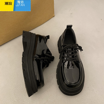 聚范英伦风小皮鞋女2024春季新款厚底系鞋带软底松糕复古百搭乐福单鞋